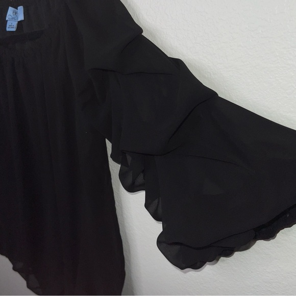 CeCe Chiffon Off/On Shoulder Ruffled Layered Long Sleeve with Side Hem Bow tie - Picture 7 of 9